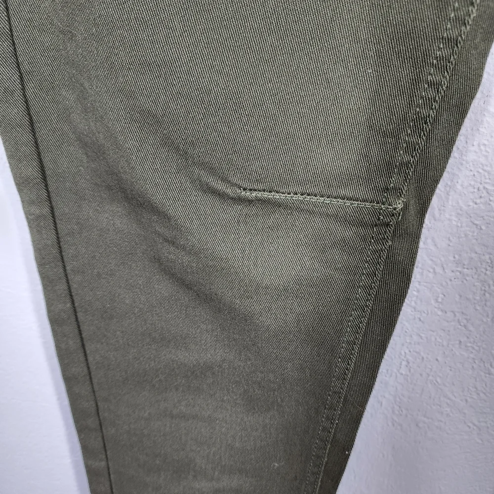 HAYDEN K SKINNY ANKLE ZIPPER PANTS - Picture 3 of 8